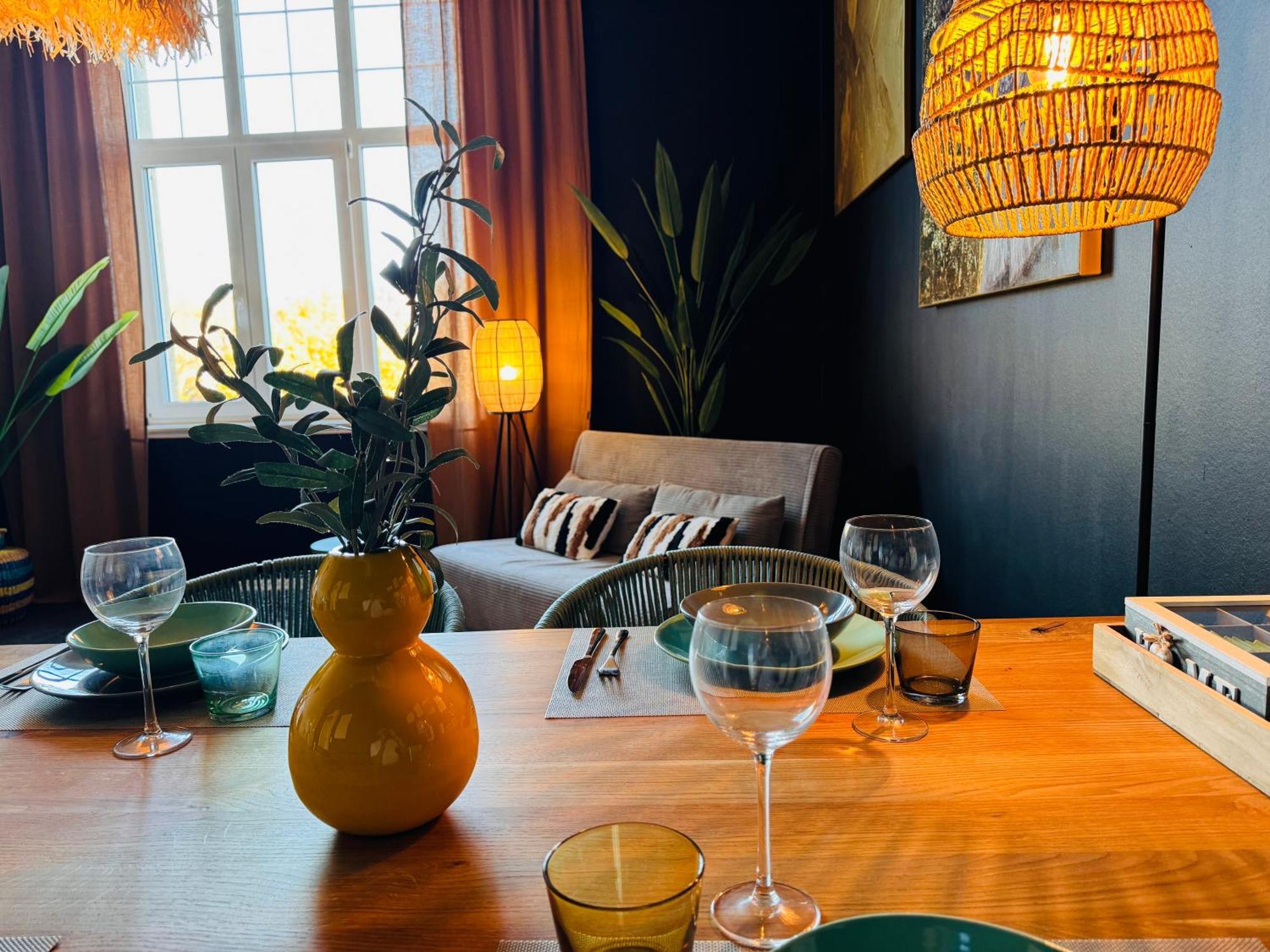Klassen Stay - Designer Altbau Apartment Mit 2 Zimmer - Naehe Zentrum Und Rhein Κόμπλεντς Εξωτερικό φωτογραφία