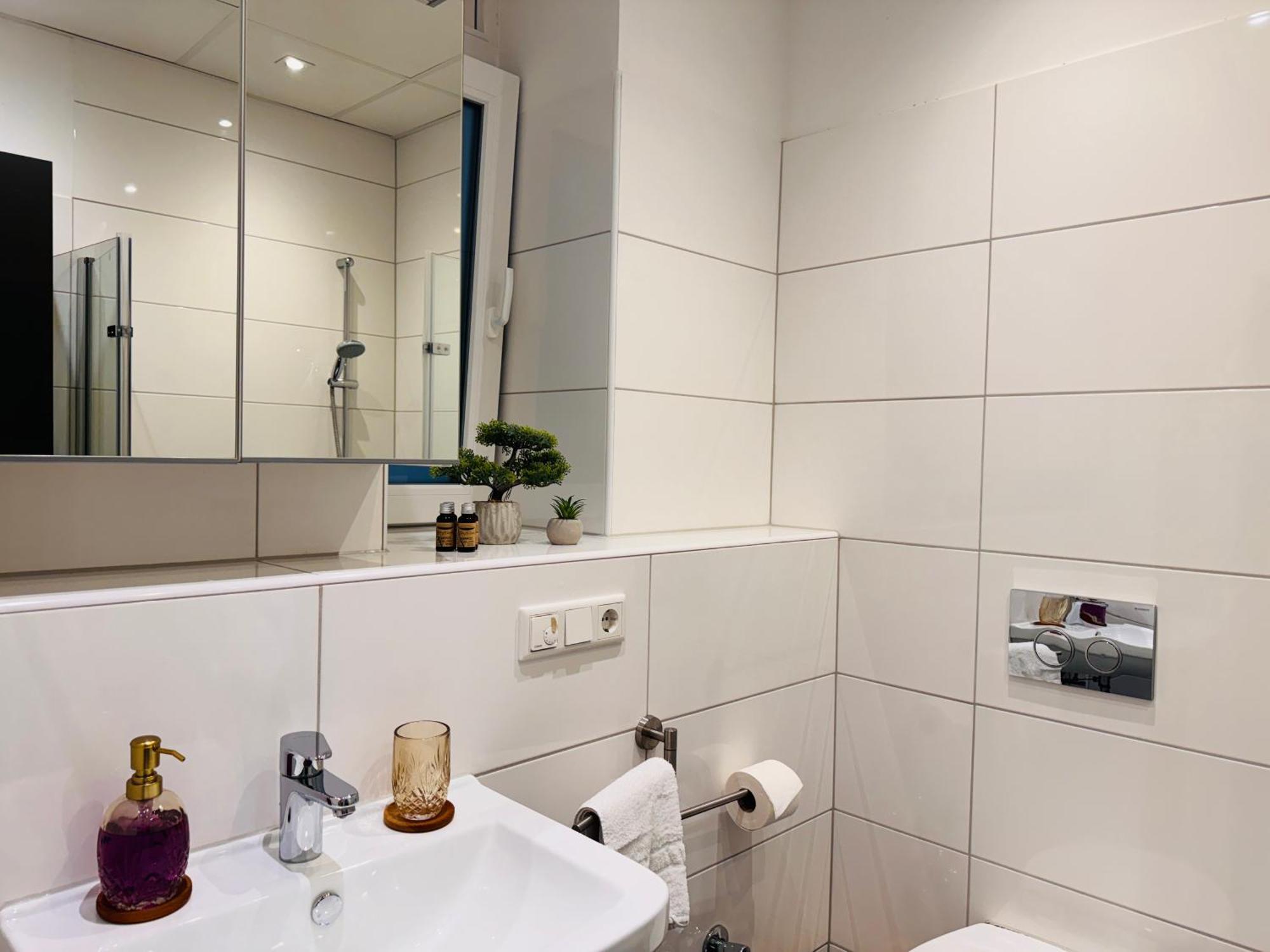 Klassen Stay - Designer Altbau Apartment Mit 2 Zimmer - Naehe Zentrum Und Rhein Κόμπλεντς Εξωτερικό φωτογραφία